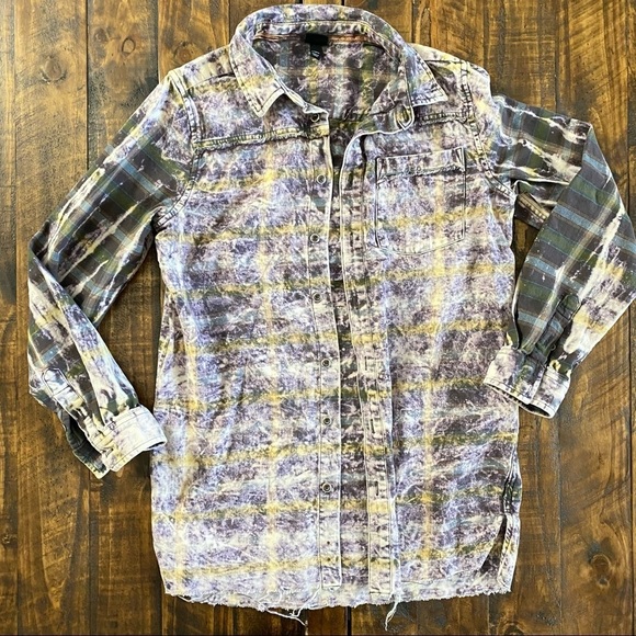art class Other - Art Class Acid wash distressed button down flannel size large 12/14